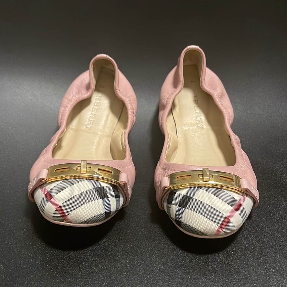 Burberry Nova Check Pattern Ballet Flats size 6.5